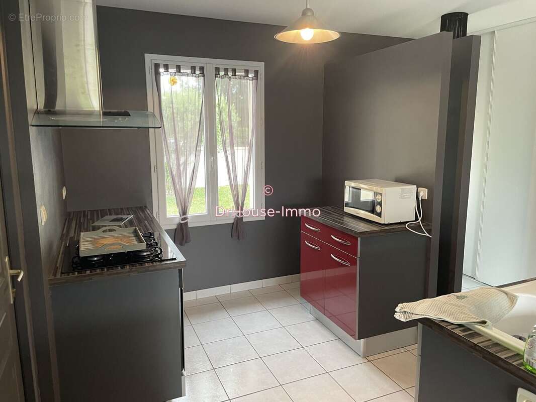 Maison 80 m² à Jarnac  - photo 13