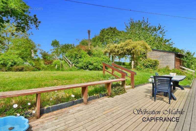 Maison à SAINT-AUBIN-DE-TERREGATTE