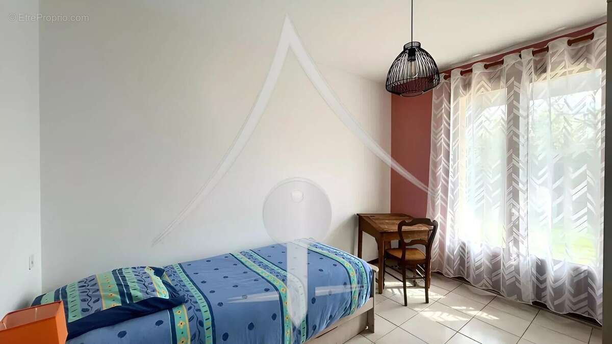 Maison à LAVERNOSE-LACASSE