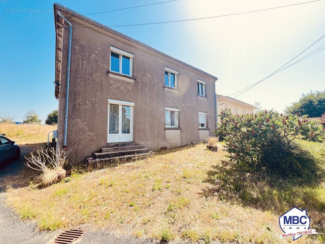Maison à LE FUILET