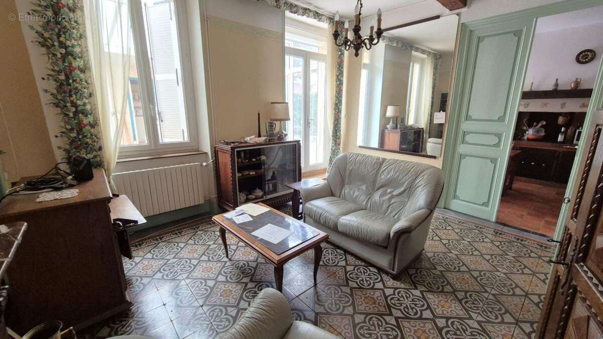 Maison à HOMPS