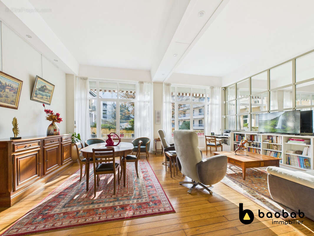 Appartement à AIX-LES-BAINS