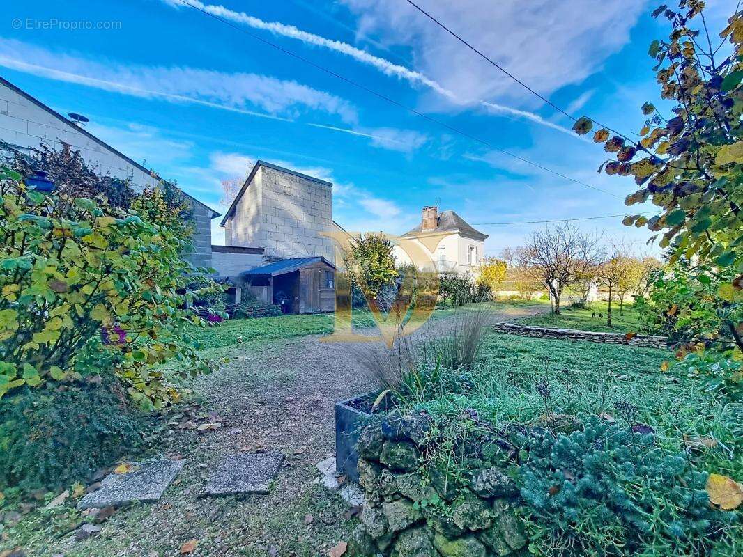 Maison à FAVEROLLES-SUR-CHER