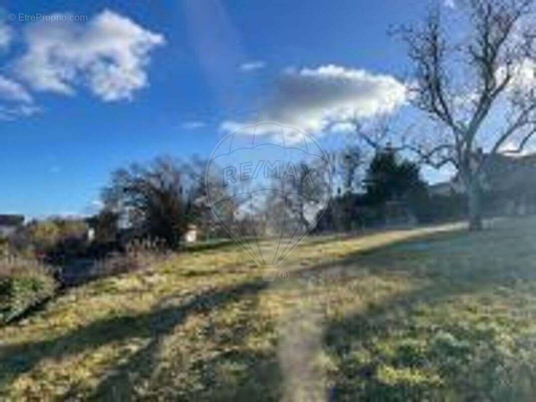 Terrain à HAUTERIVE