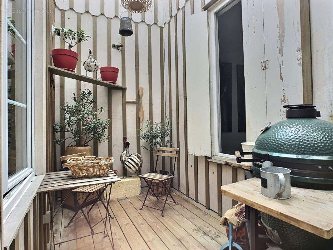 Appartement à BORDEAUX