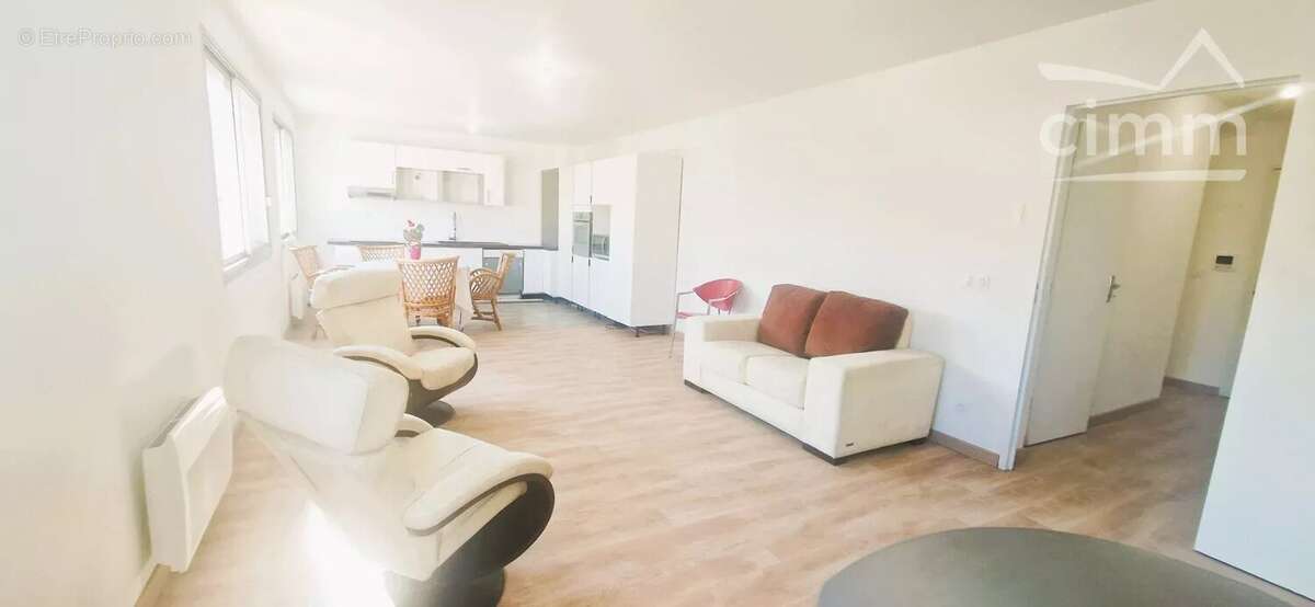 Appartement à LA TOUR-DU-PIN