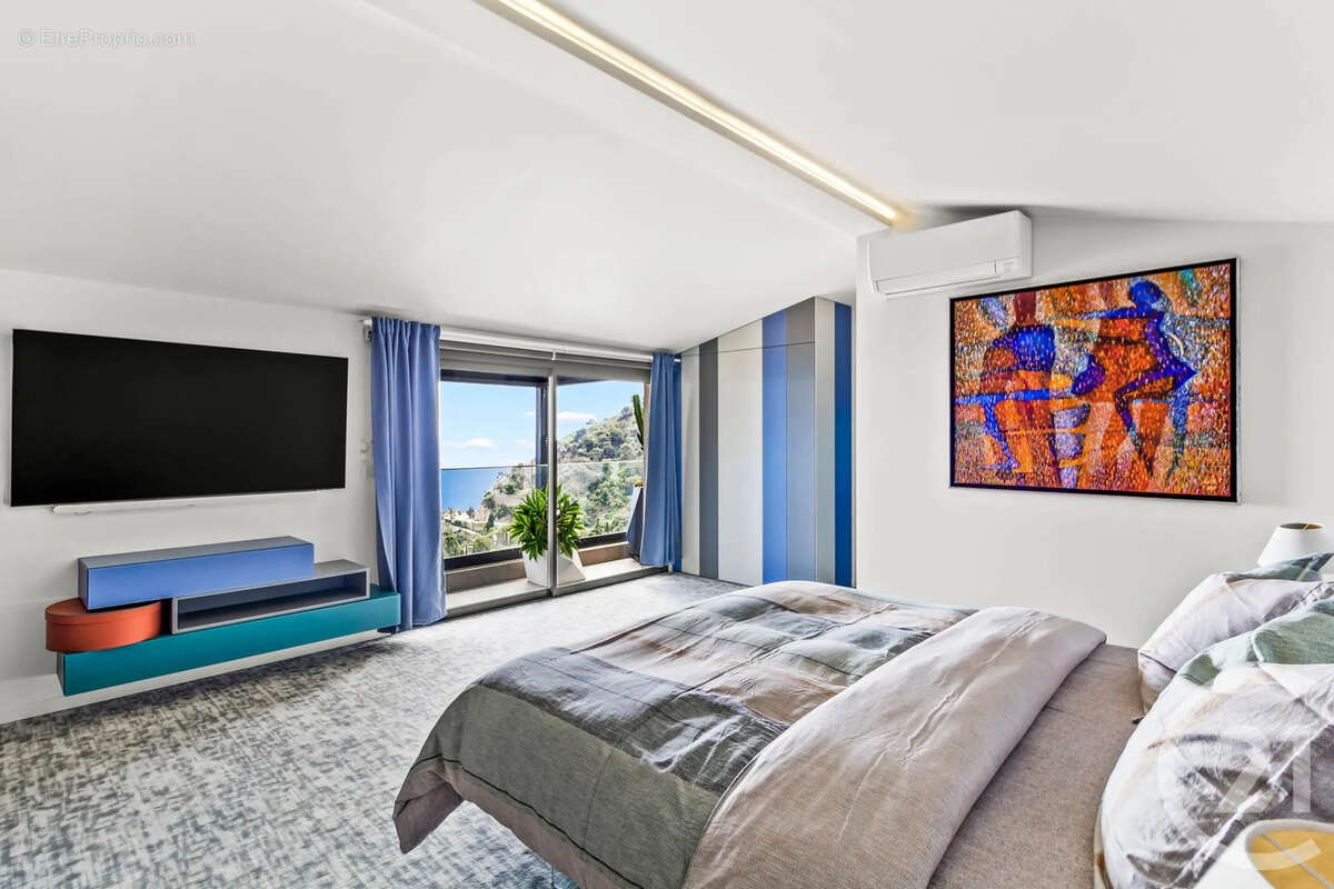 Maison à EZE