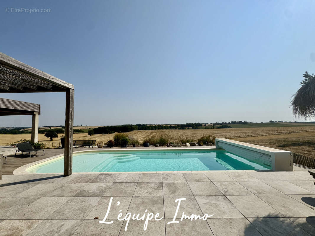 Maison de caractère entièrement rénovée - Piscine - Vue Pyrénées - - photo 16