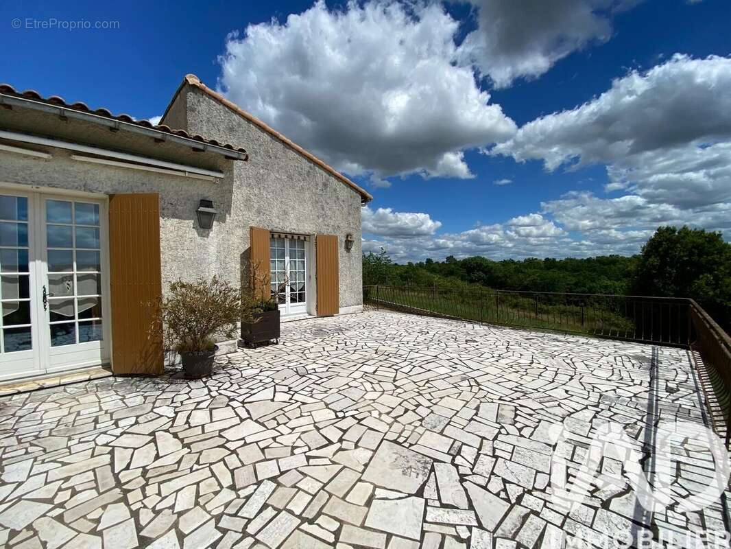 Photo 2 - Maison à SAINTE-EANNE