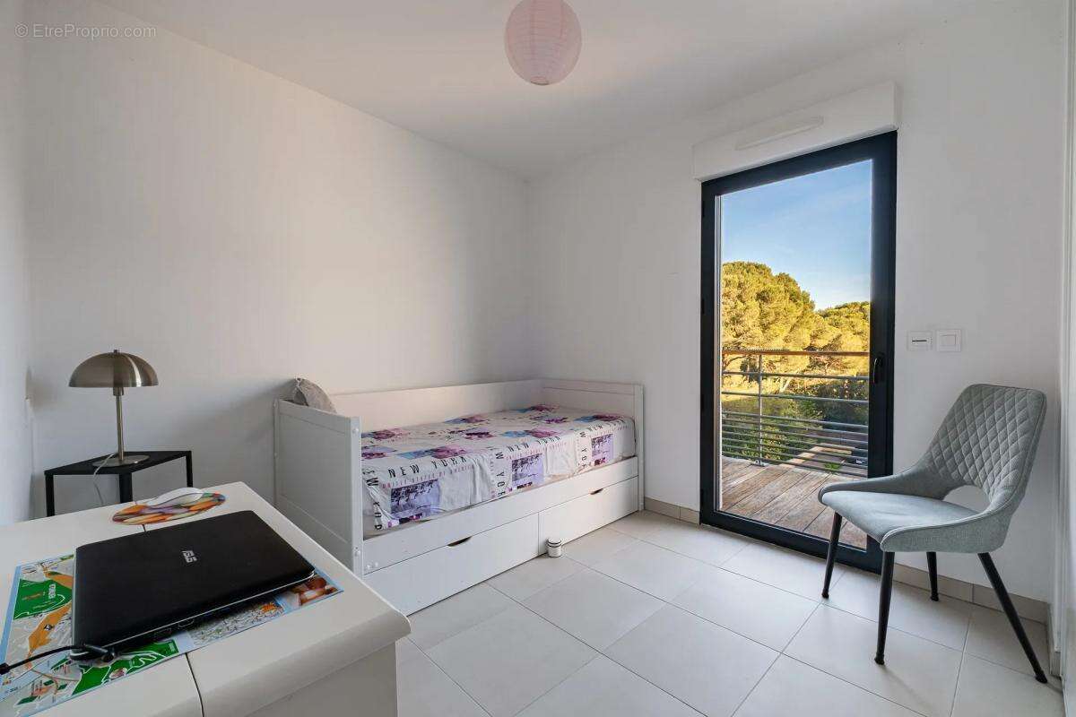 Appartement à FREJUS