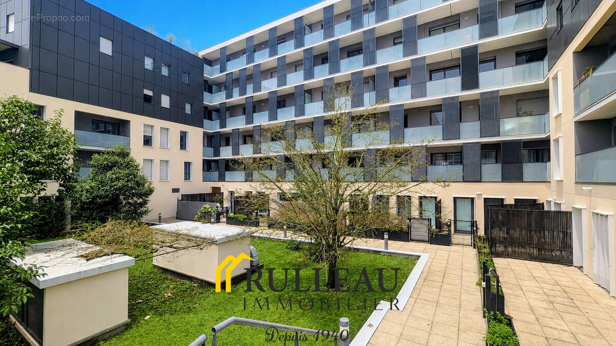 Appartement à BORDEAUX
