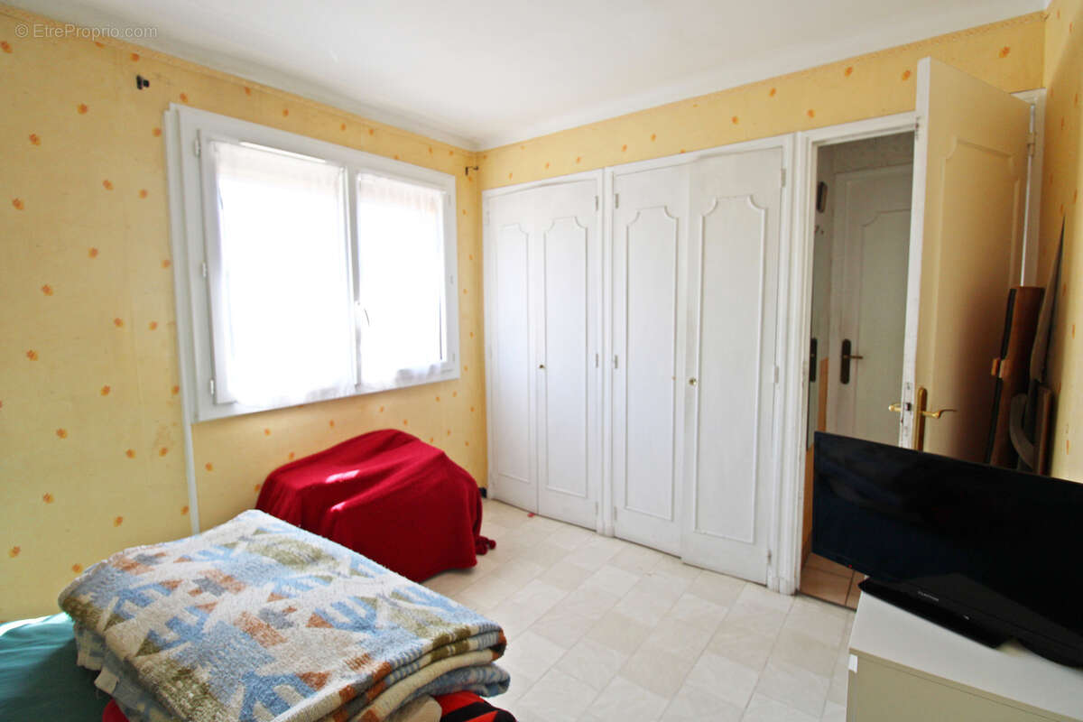 Appartement à SIX-FOURS-LES-PLAGES