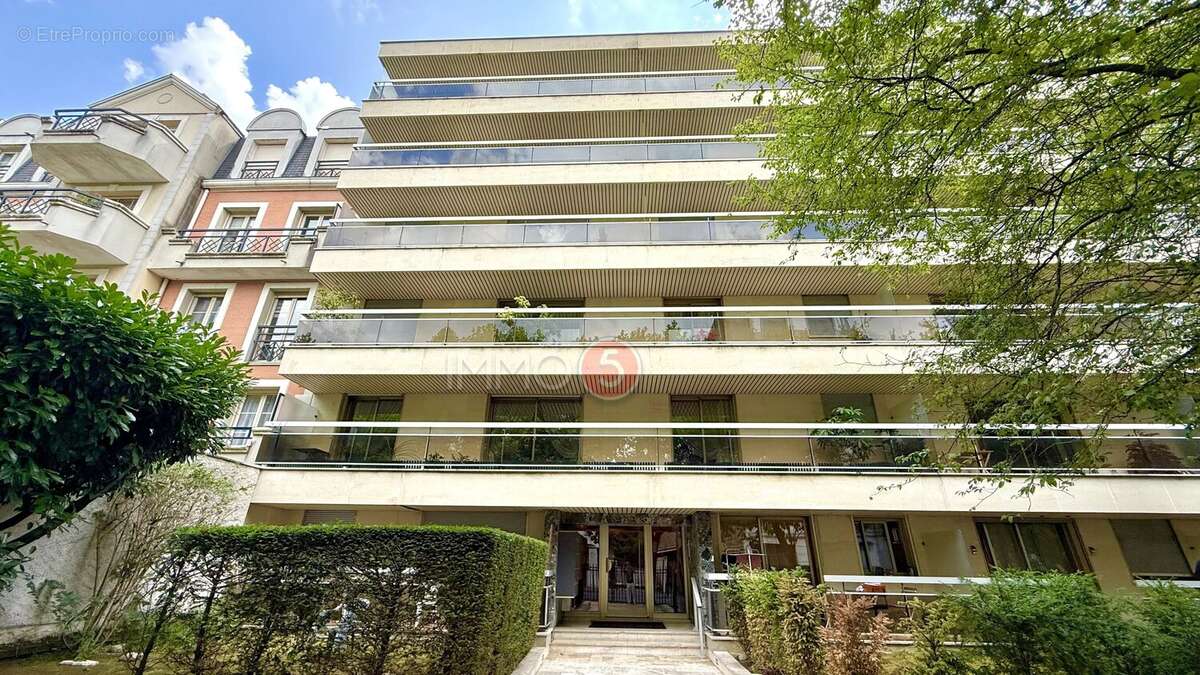 Appartement à LE RAINCY
