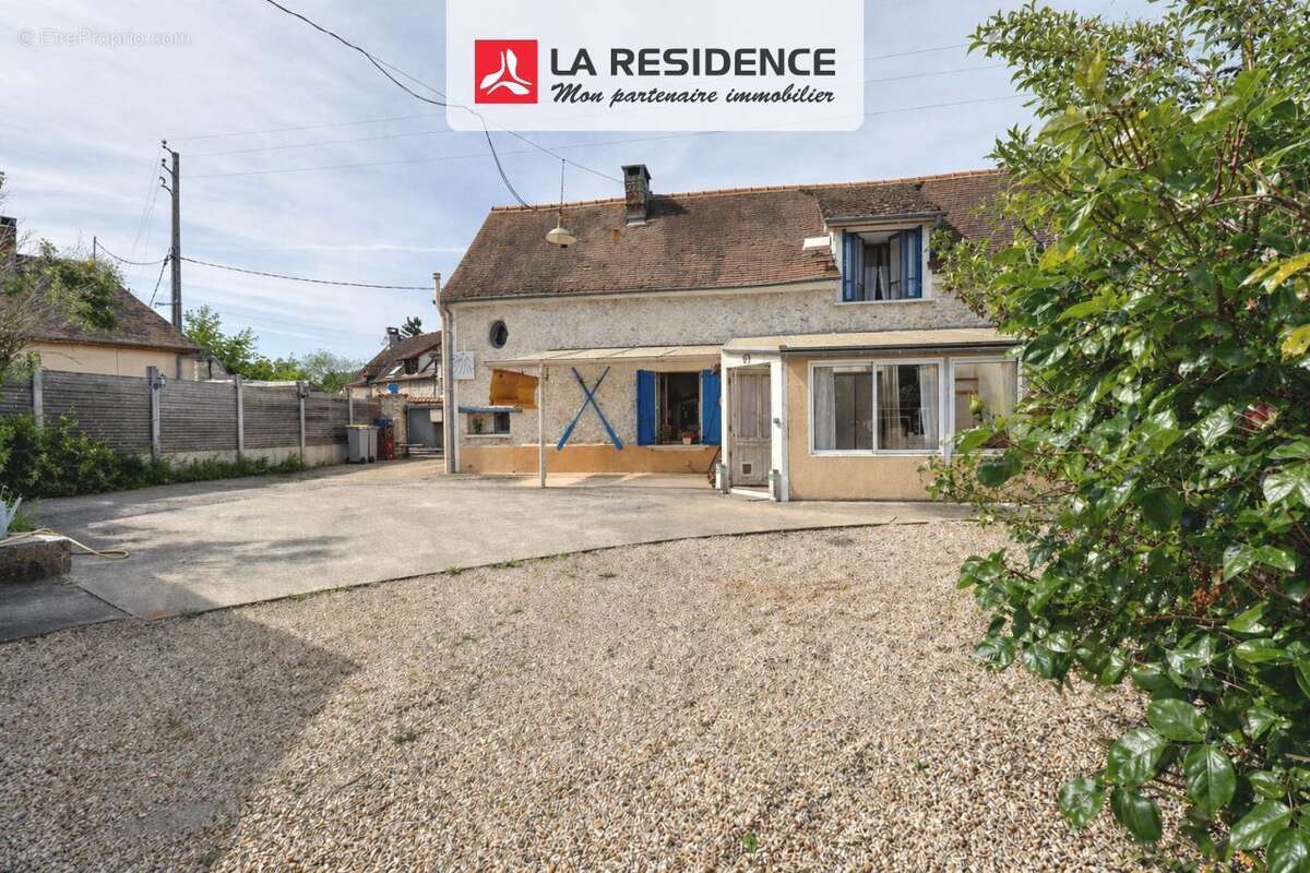 Maison 110 m² à Bueil  - photo 2