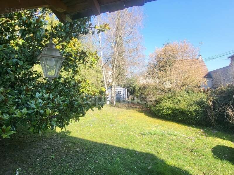 Maison à AUVERS-SUR-OISE