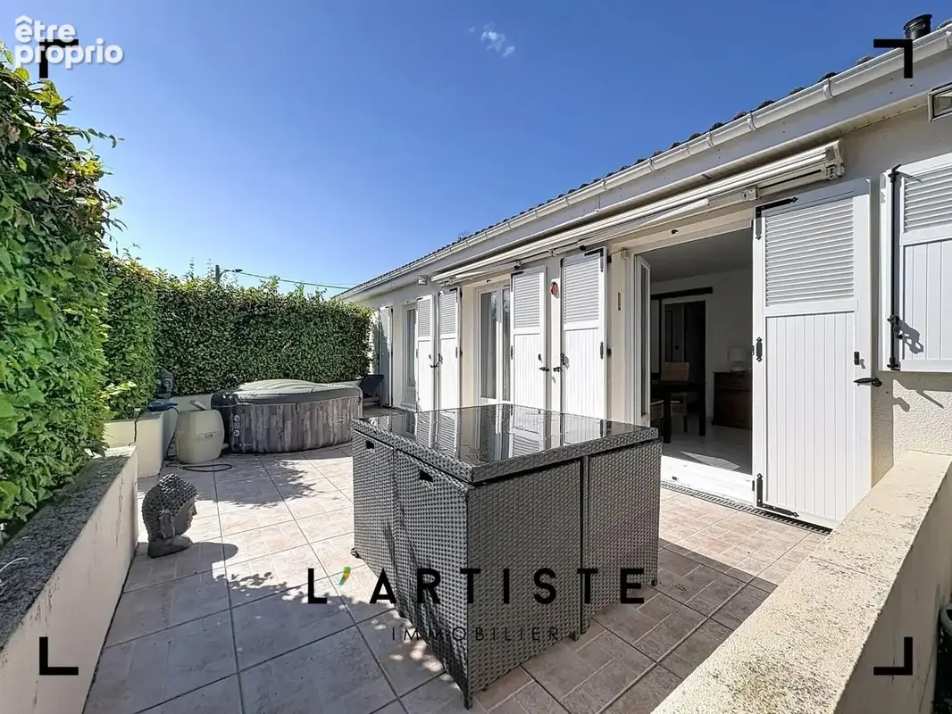 Maison 103 m² à Saint-Pierre-Les-Elbeuf  - photo 1