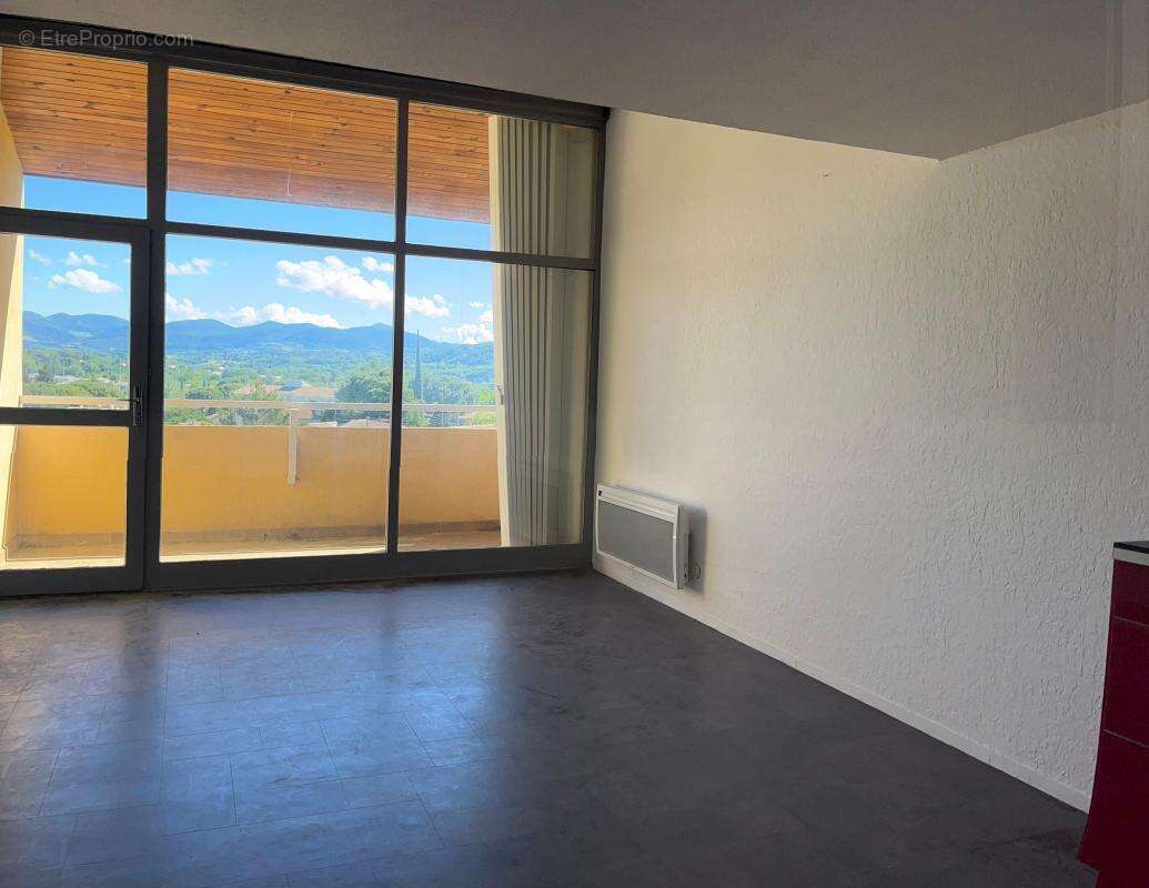 Appartement à VAISON-LA-ROMAINE