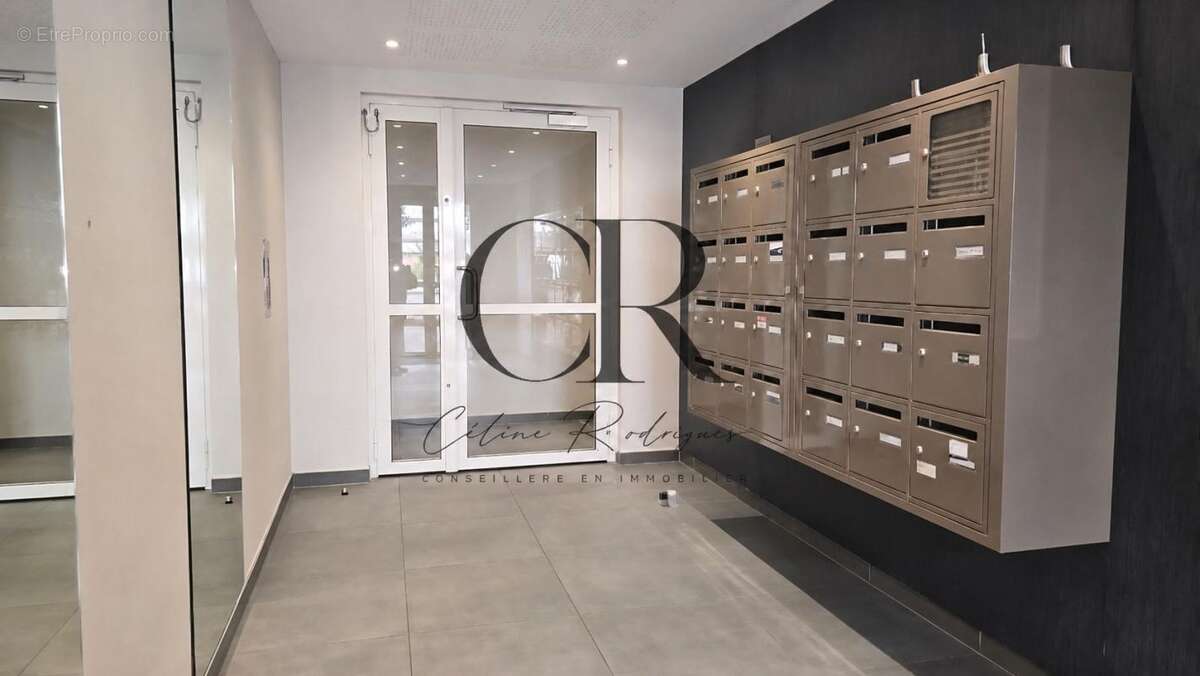 Appartement à AUBERVILLIERS
