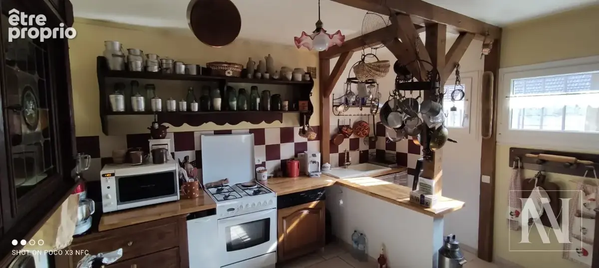 Maison de Campagne sur la commune de Fays la Chapelle - photo 6