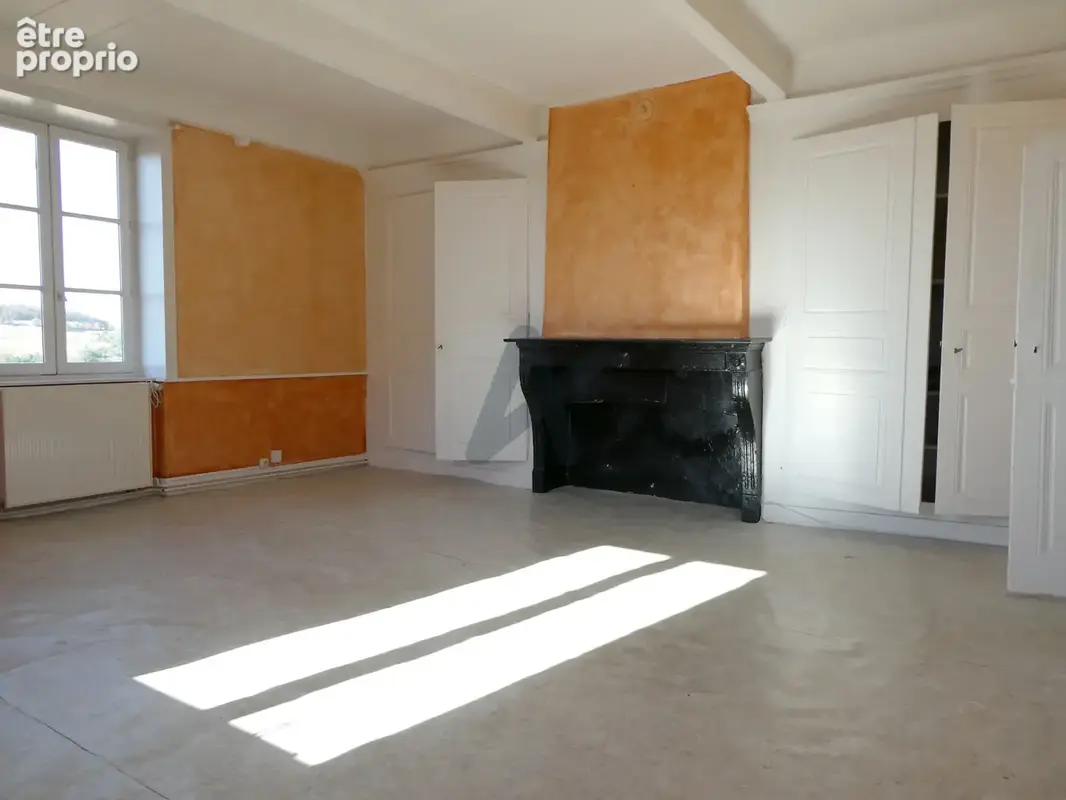 Bel appartement lumineux dans immeuble de caractère proche tous commerces - photo 3