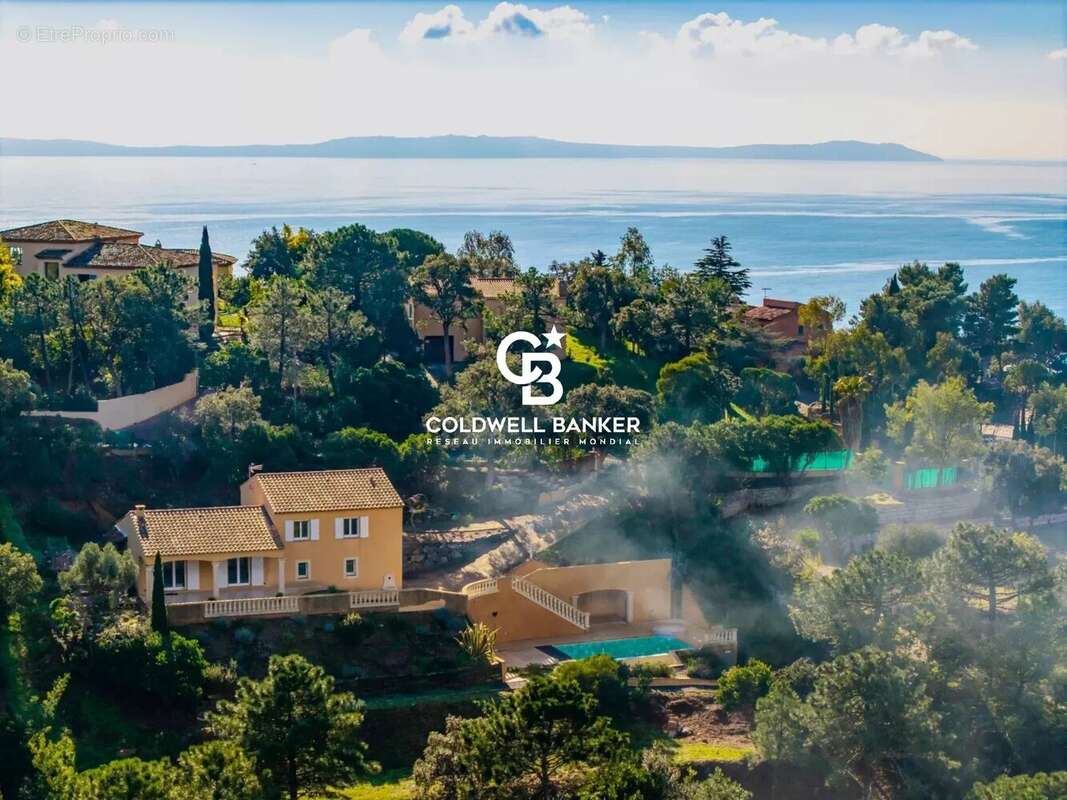 Maison à RAYOL-CANADEL-SUR-MER