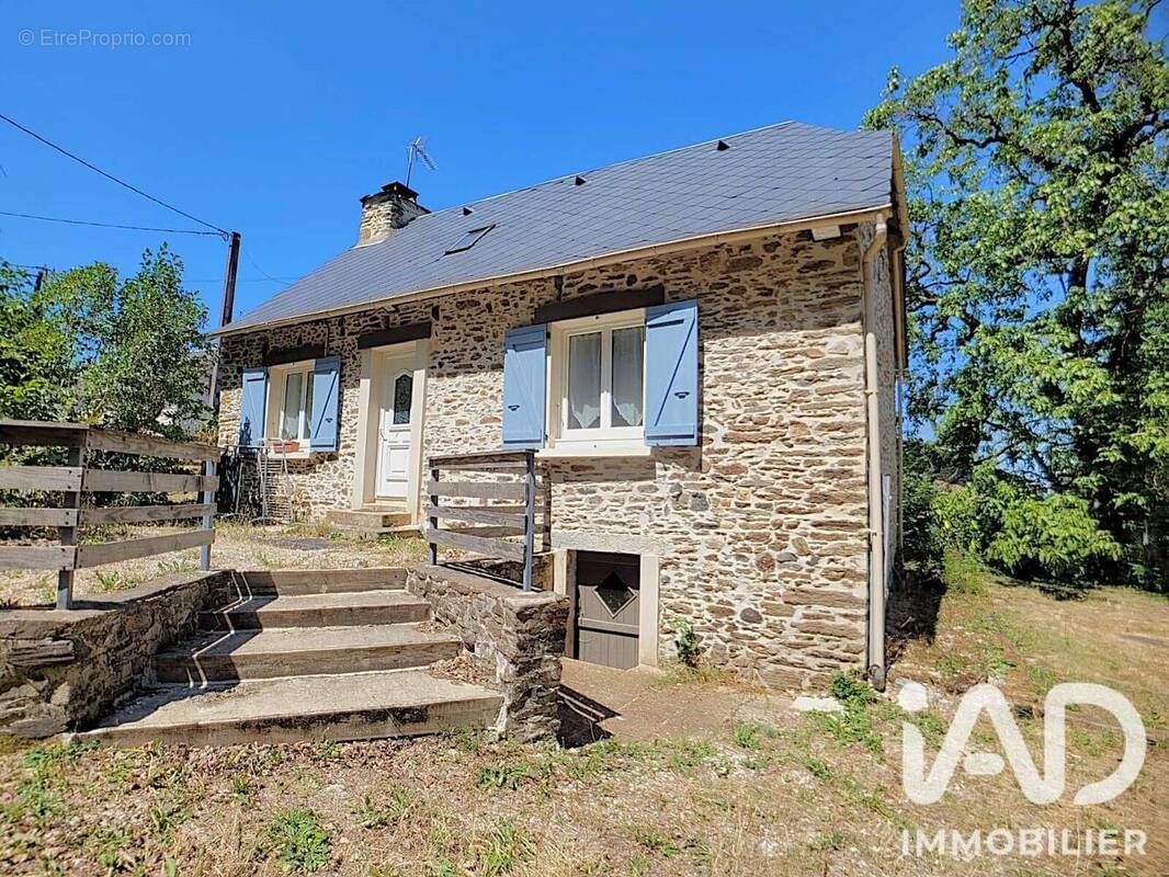 Photo 1 - Maison à SAINT-JAL