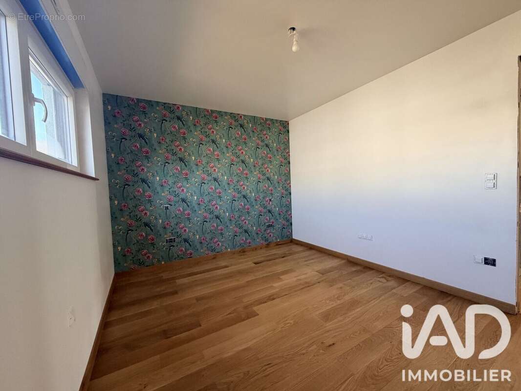 Maison 100 m² à Hargarten-Aux-Mines  - photo 7