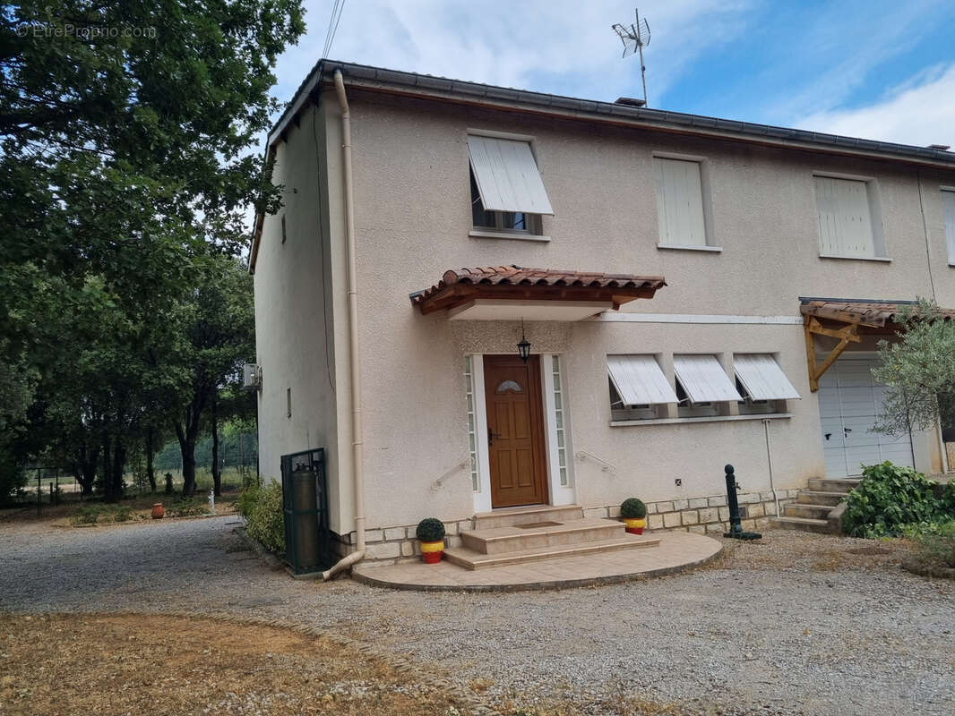 MAISON avec terrain et garage - photo 3