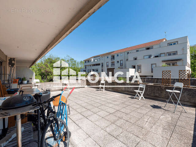 Appartement à BOISSY-SAINT-LEGER