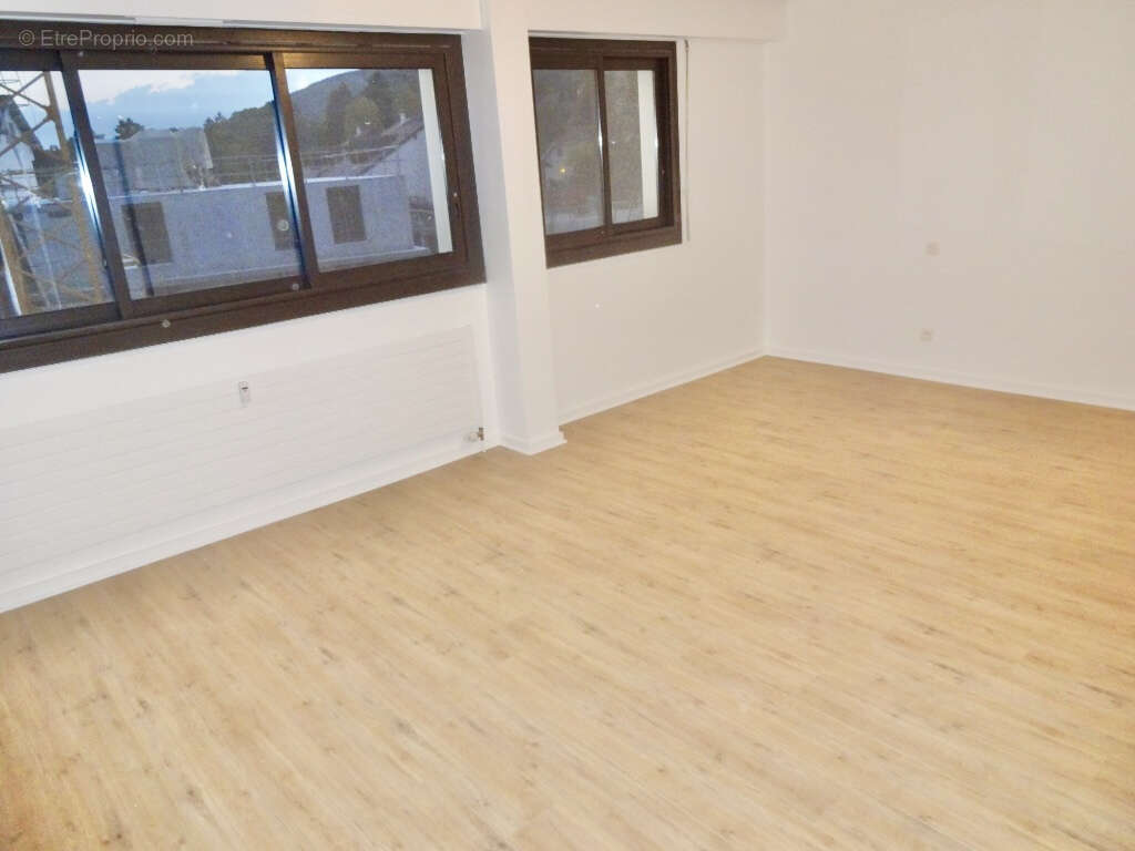 Appartement à DIVONNE-LES-BAINS