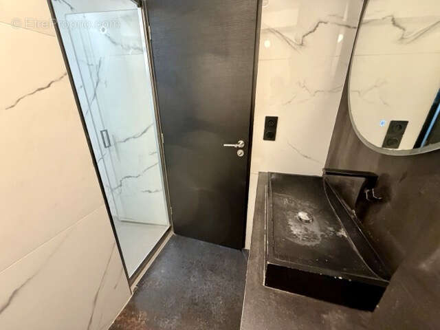 Appartement à EGUILLES