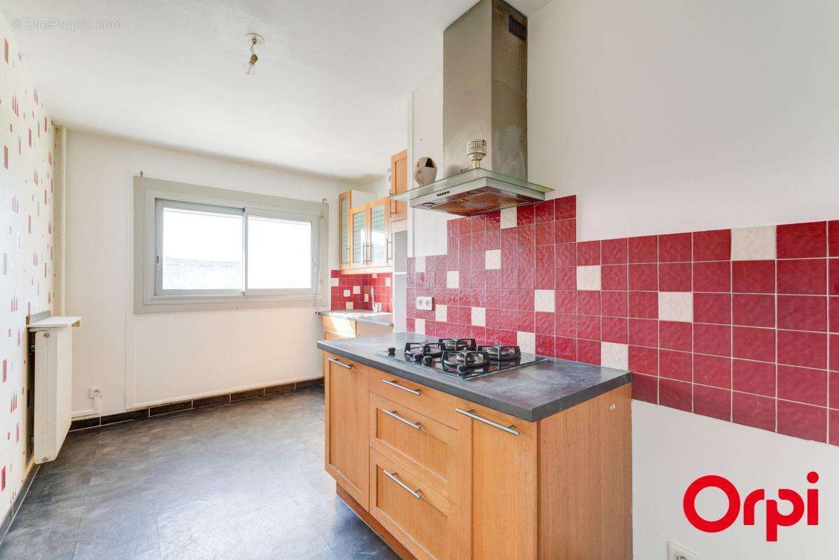 Appartement à VENISSIEUX