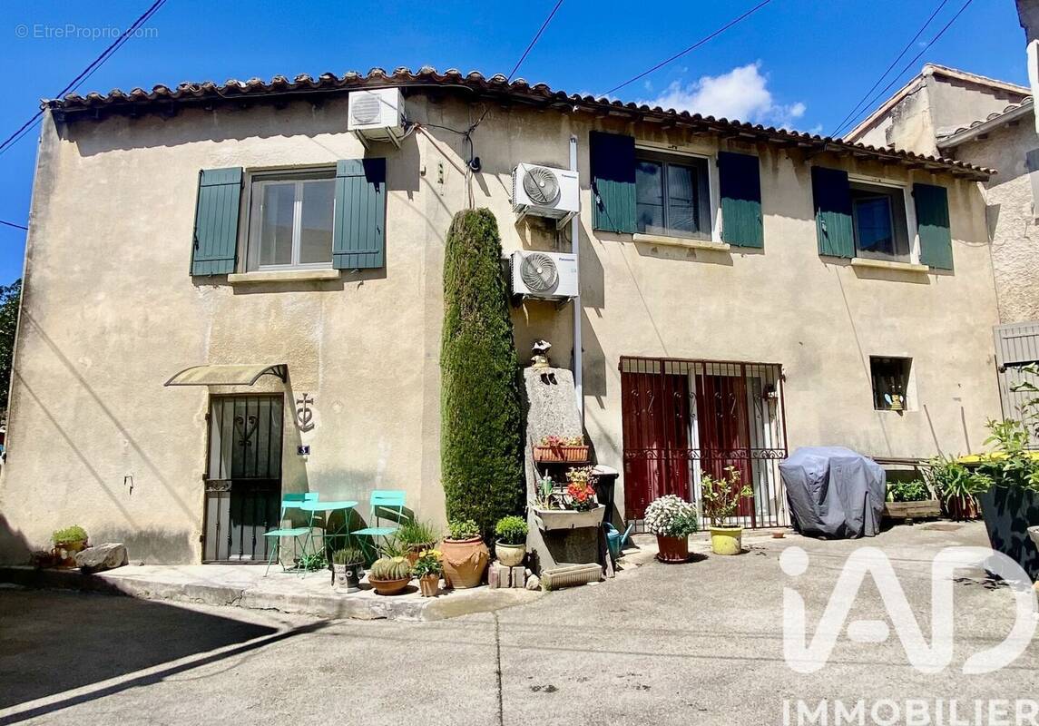 Photo 1 - Maison à FONTVIEILLE