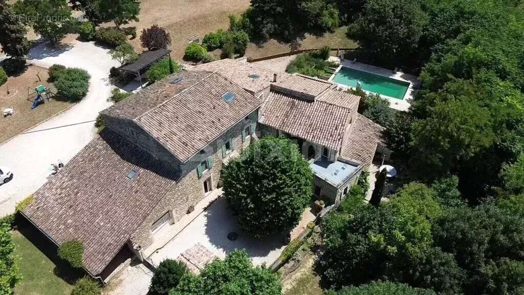 Maison à PONT-DE-BARRET