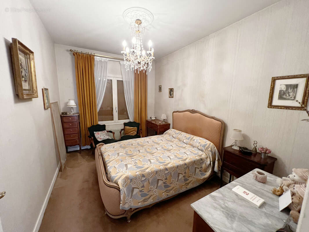 Maison à CHATELLERAULT