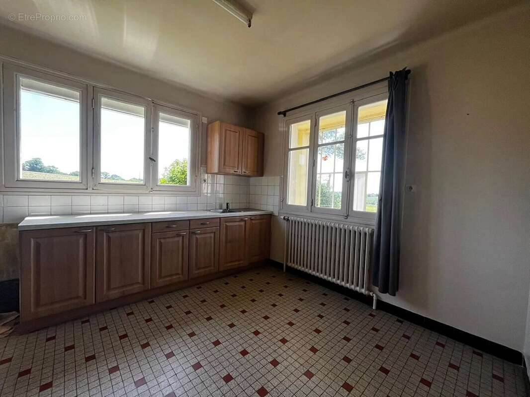 Maison à LE HAUT-CORLAY