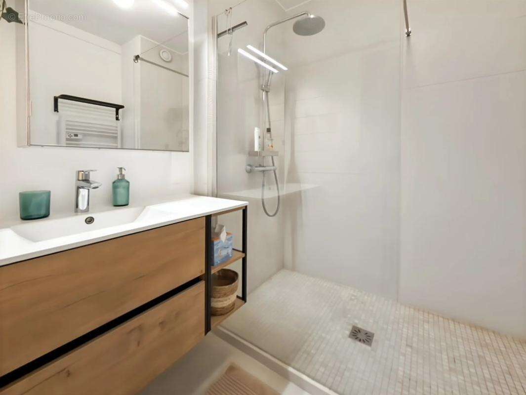 Appartement à EQUEMAUVILLE