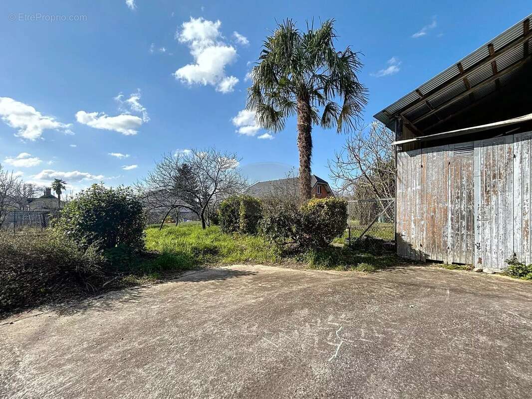 Appartement à MOMERES