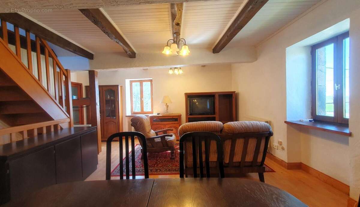 Maison à MORLHON-LE-HAUT