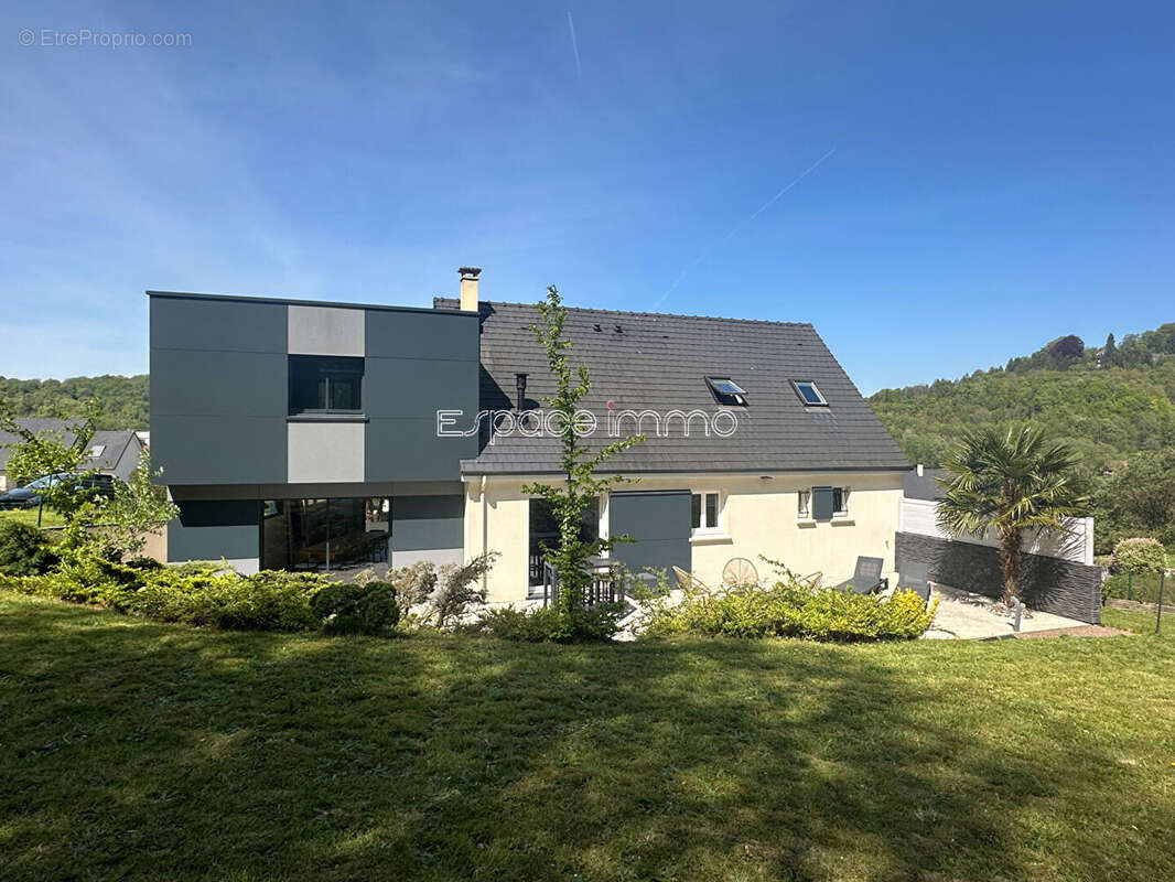Maison à MONTVILLE
