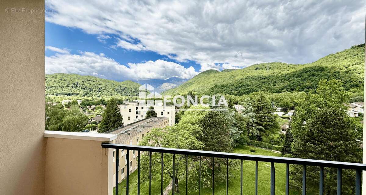 Appartement à VIZILLE