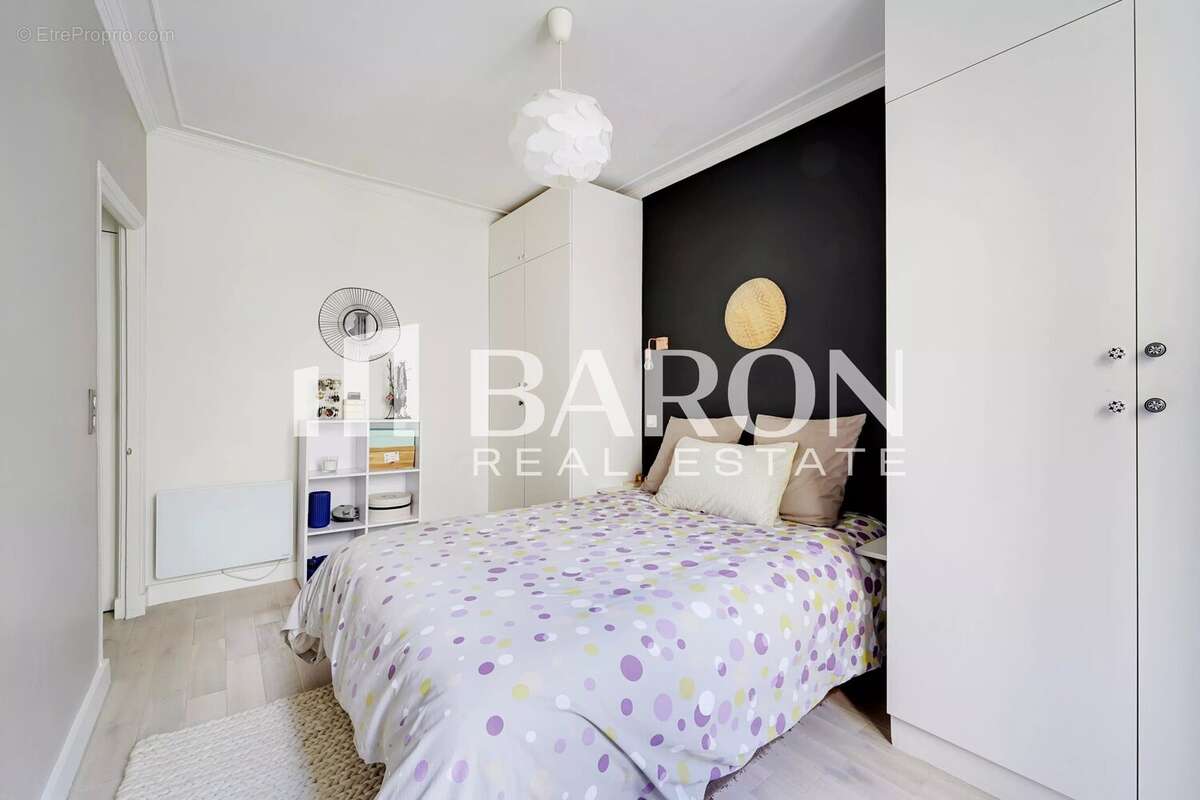 Appartement à NEUILLY-SUR-SEINE