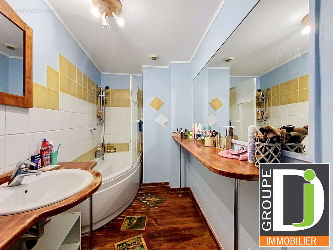 Appartement à ETOILE-SUR-RHONE