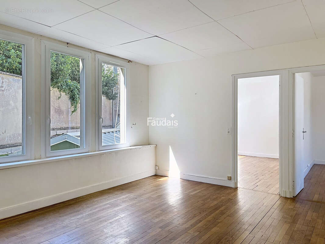 Appartement 114 m² à Coutances  - photo 4