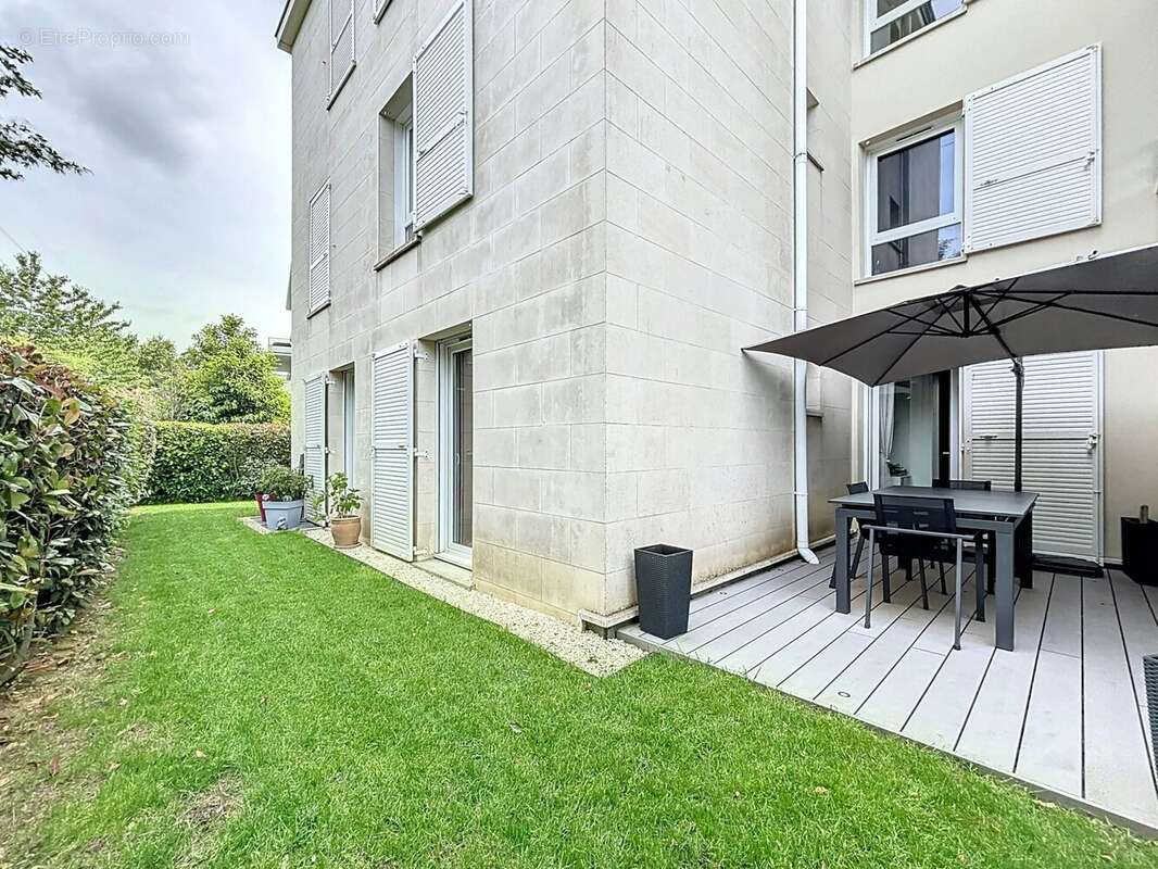 Appartement à ELANCOURT