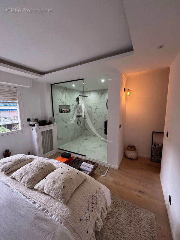 Appartement à LE CANNET