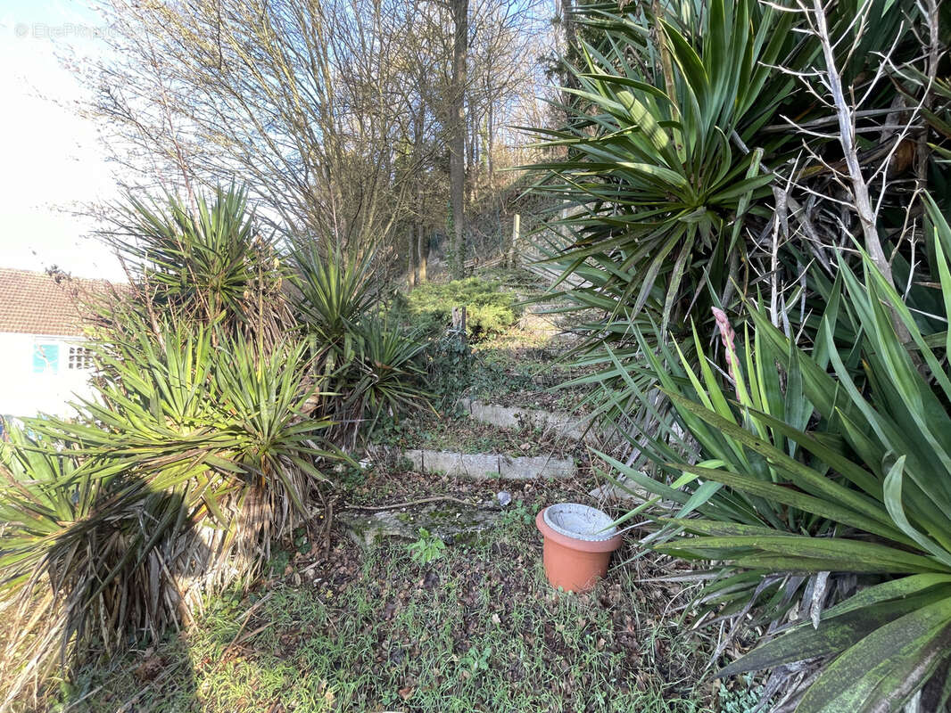 Maison à LA VACHERIE