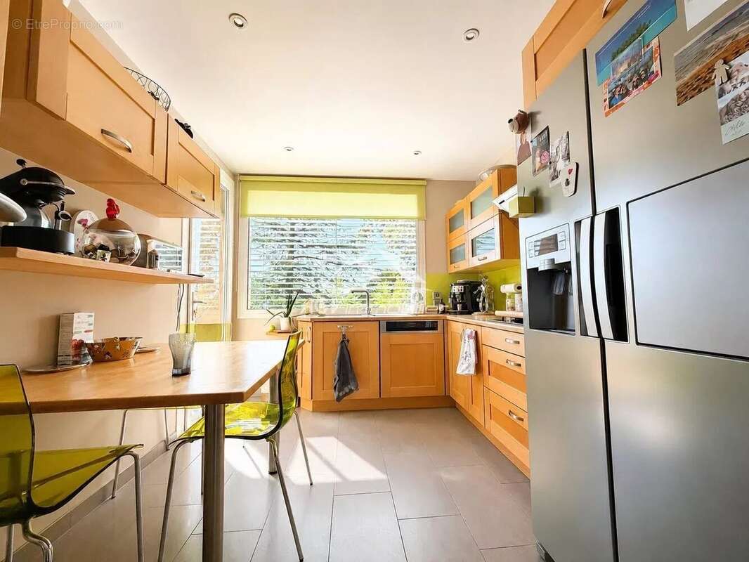 Maison d 'architecte de 200 m² habitable - piscine - 2540m² de terrain - 2 logements - photo 10