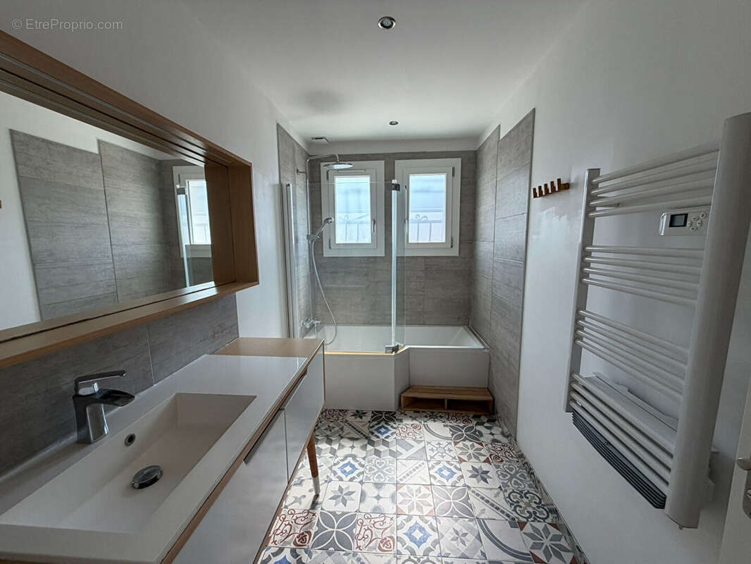 Maison indépendante 147 m² sur parcelle 390 m² Carcassonne - 6 chambres. - photo 9