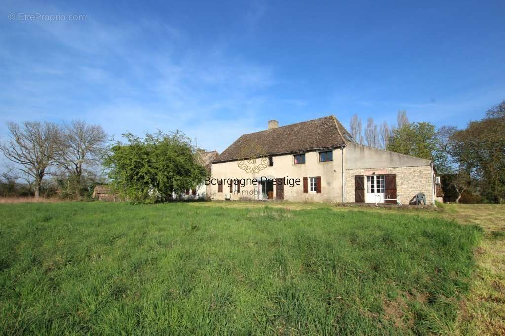 Maison à TOURNUS